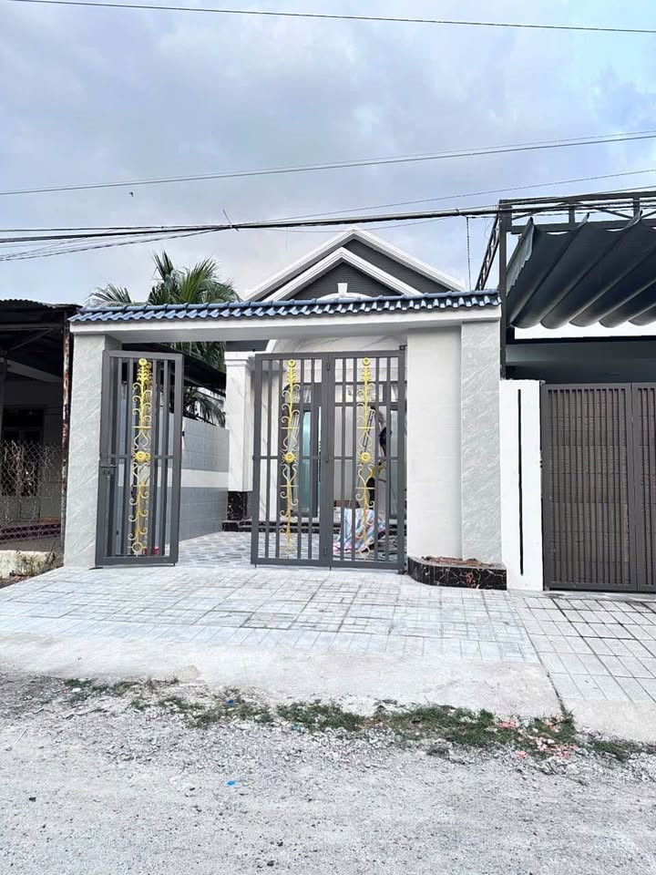 Nhà mái thái mới 100% tại hẻm 23 Trần Phú, Tây Ninh 145m² giá 1.549 tỷ - Thương lượng ngay!