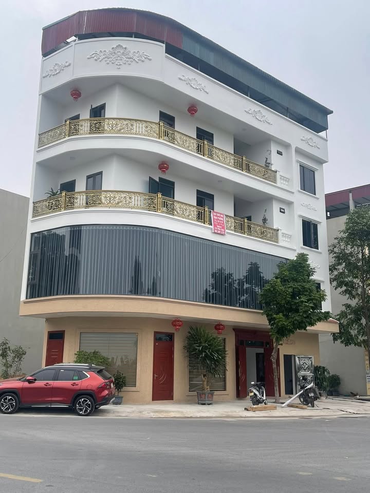 Cho thuê toà nhà văn phòng mặt tiền Lê Văn Thịnh 100m² giá 55 triệu - Kinh doanh thuận lợi!