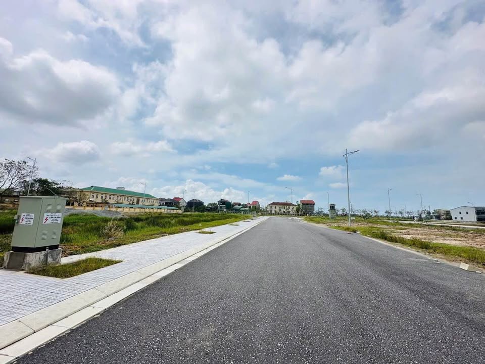 Đất quy hoạch Cầu Ngan, Trần Phú, Hà Tĩnh 144m² giá 3,6 tỷ - View công viên thoáng mát!