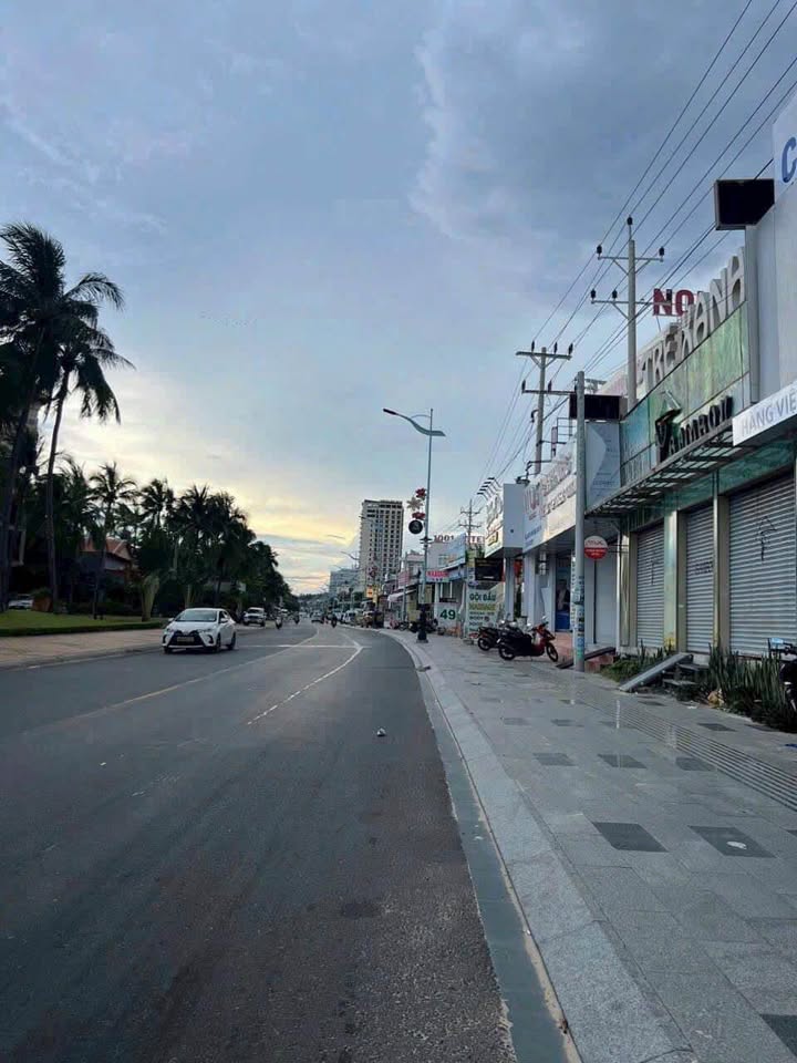 Đất ven biển Mũi Né 136m² giá tốt - Sổ hồng riêng, đầu tư sinh lời!