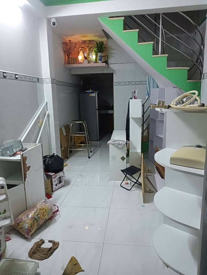 Nhà cho thuê hẻm xe hơi Phú Định 30m² giá 6 triệu - Sẵn sàng vào ở!