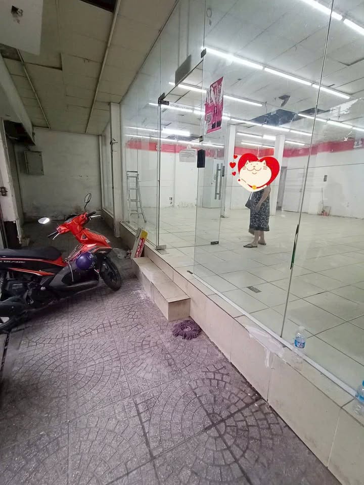 Nhà mặt tiền cho thuê kinh doanh tại Bình Trị Đông, Bình Tân 143m² - Giá chỉ 23 triệu/tháng!