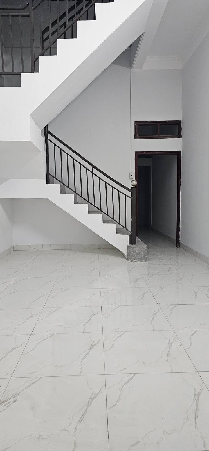 Nhà 2 tầng đường Giáp Hải, Bắc Giang 90m² - Bán gấp, ô tô vào tận nhà!