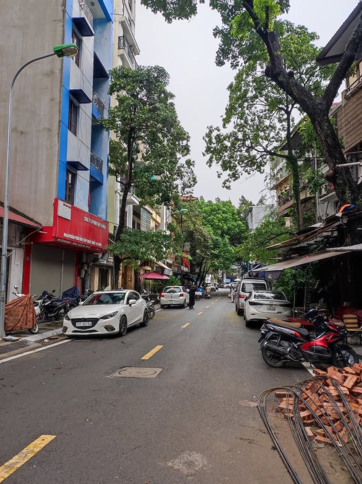 Bán nhà mặt phố Nguyễn Công Trứ, Hai Bà Trưng, 143m² giá 43 tỷ - Kinh doanh đắc địa!