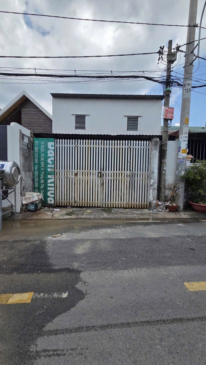 Nhà Kho Tân Hiệp Hóc Môn 120m² giá 4.3 tỷ - Cơ hội đầu tư tốt!