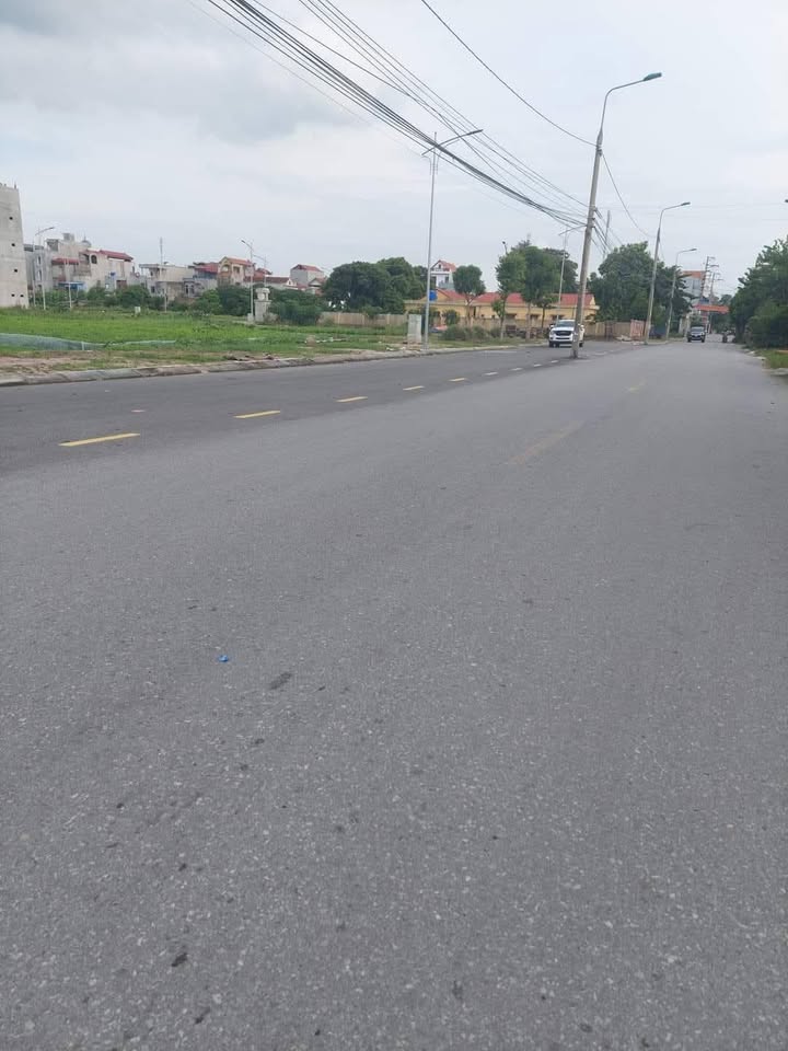 Đất nền Tính Linh, Trung Nghĩa 100m² - Hướng Đông, cách hồ đi bộ 200m!