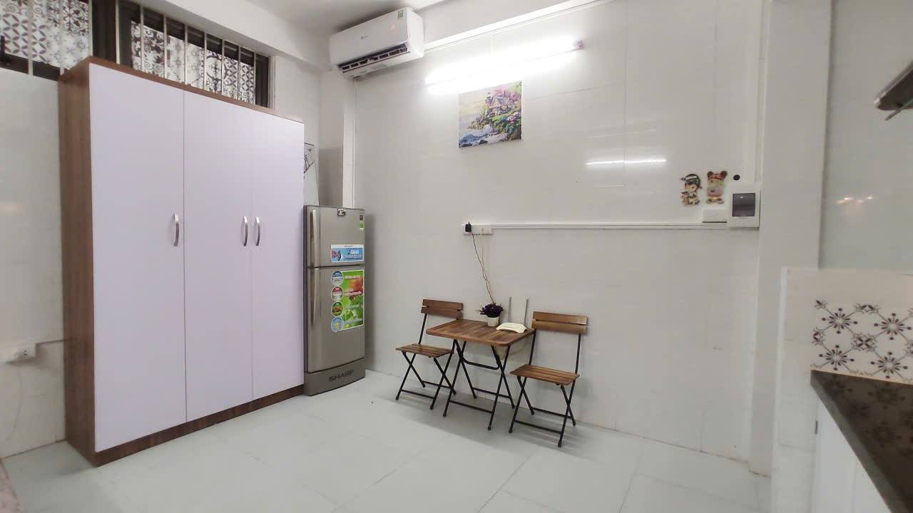 Cho thuê phòng studio tại Ngõ 142 Nguyễn Ngọc Nại, 30m² chỉ 3.6 triệu/tháng - Tiện nghi đầy đủ!