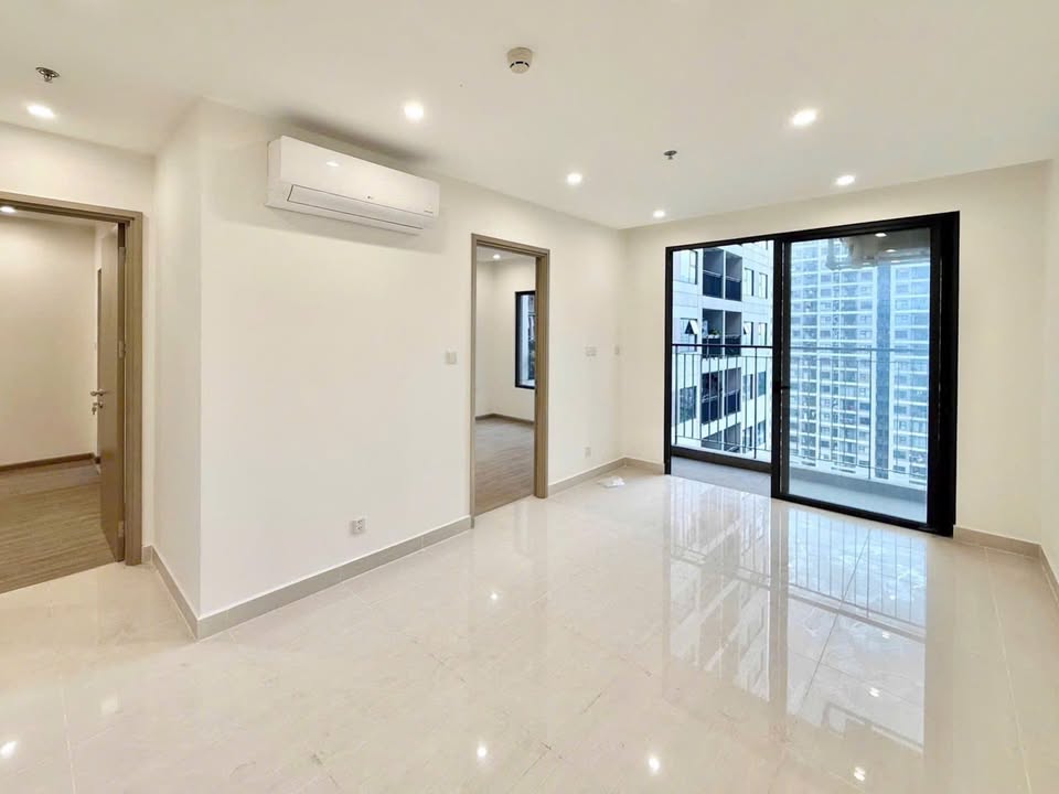 Căn hộ Vinhomes Grand Park Quận 9 59m² giá 3.2 tỷ - Sổ hồng chính chủ, view hồ bơi