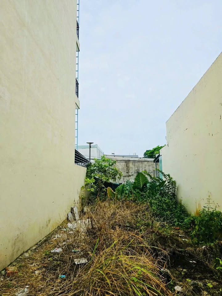 Đất nền Võ Văn Hát 98m² giá 5.2 tỷ - Sẵn sàng xây dựng ngay!