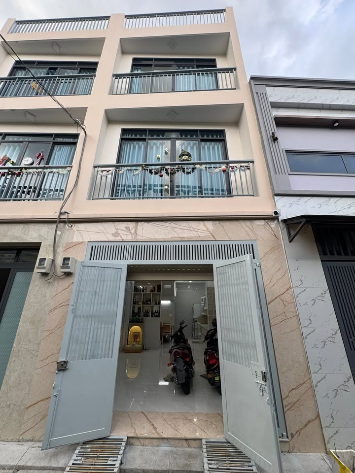 Nhà hẻm xe hơi đường Âu Cơ, Tân Bình 37m² giá 8.9 tỷ - Đầu tư sinh lời ngay!