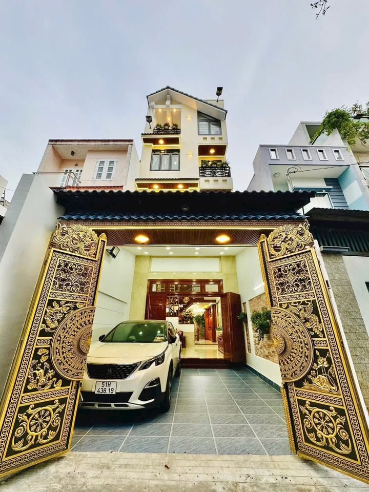 Nhà đẹp 5m x 21m tại Nguyễn Tư Giản, Gò Vấp - Giá 12.9 tỷ, thương lượng!