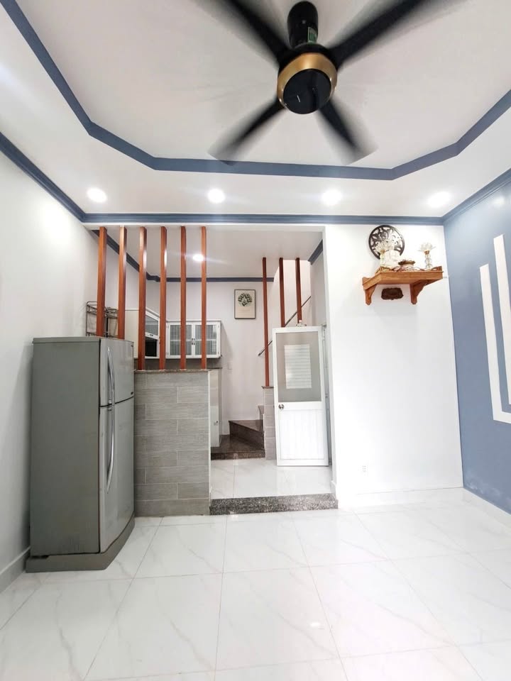 Nhà đẹp 2 tầng Tân Phú 24m² giá 3 tỷ - Gần AEON Mall, pháp lý rõ ràng!