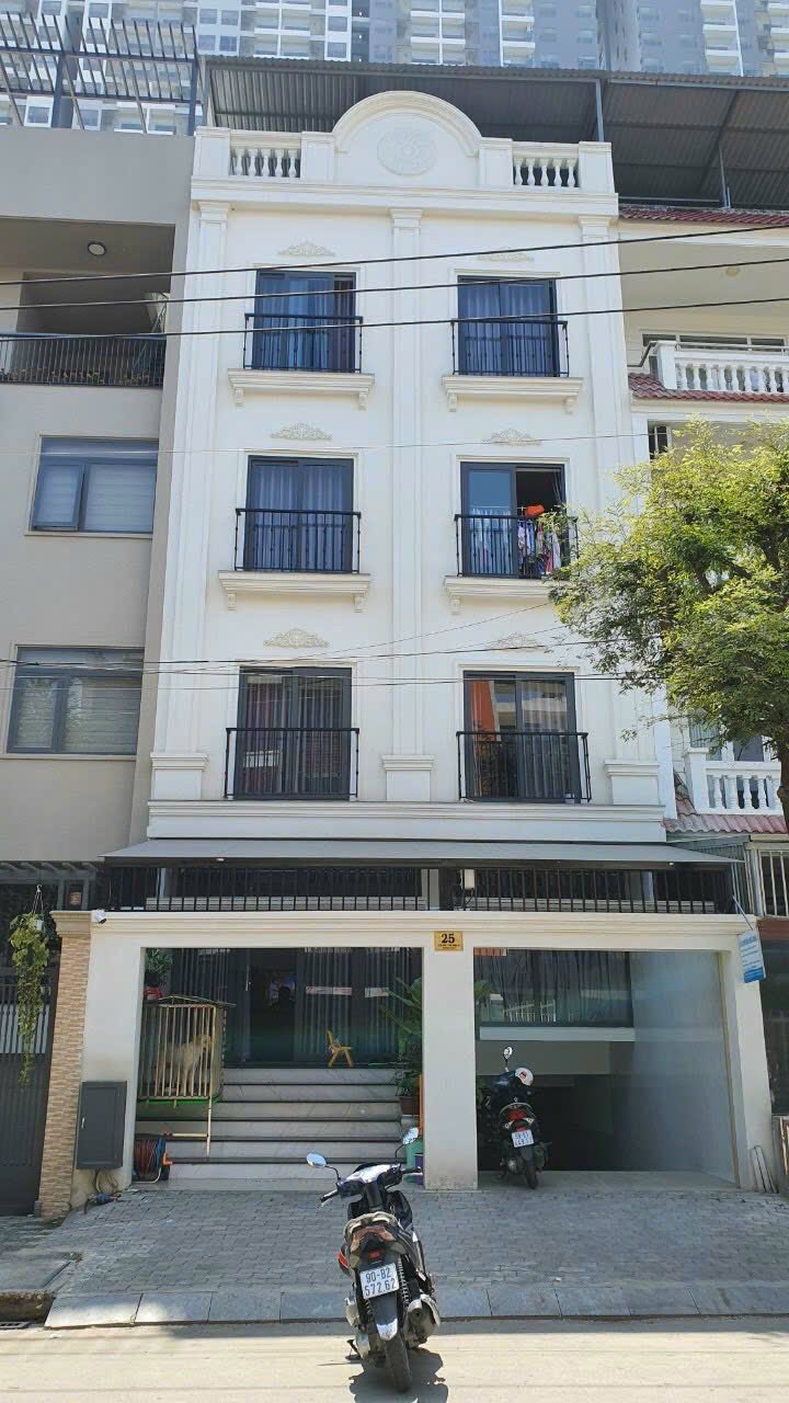 Toà căn hộ dịch vụ KDC Lacasa, Phú Thuận, Quận 7, 140m² giá 25.8 tỷ - Đầu tư sinh lời cao!