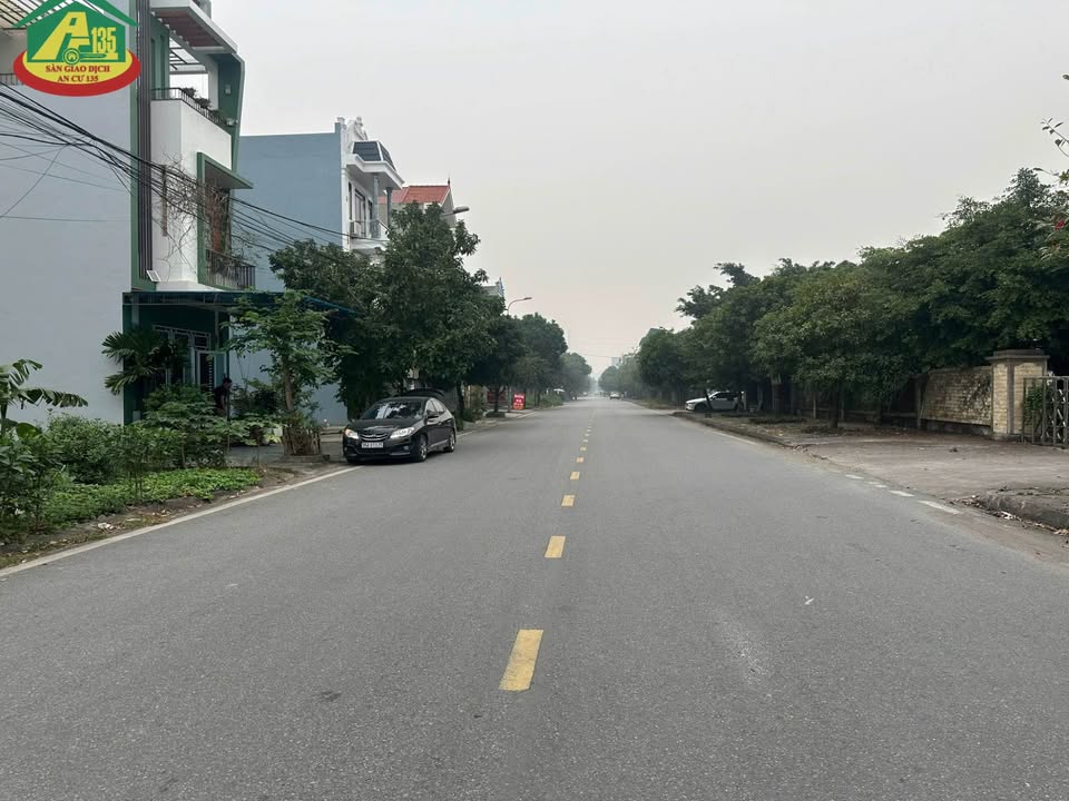 Đất mặt đường Bích Đào, Hoa Lư 81m² giá 3 tỷ - Vị trí trung tâm đắc địa!