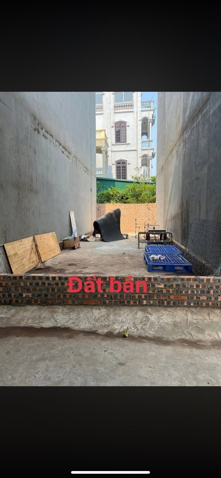 Đất Cự Khối 38m² giá 5 tỷ - Vị trí đắc địa, ô tô vào tận nơi!