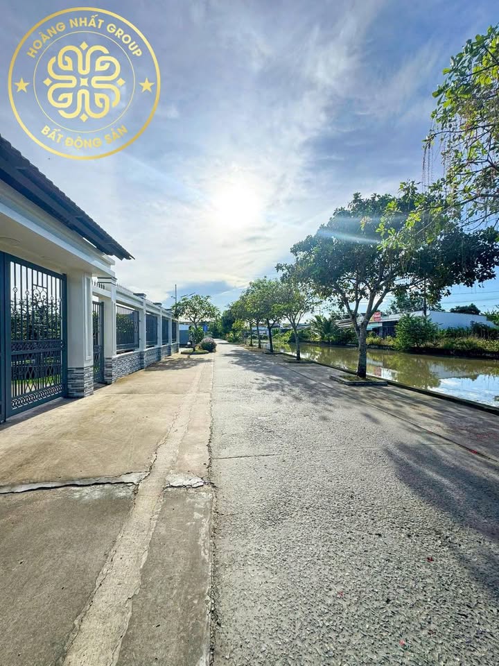 Đất nền Lý Văn Lâm Cà Mau 550m² giá 600 triệu - View kênh đẹp lý tưởng cho nhà vườn nghỉ dưỡng!