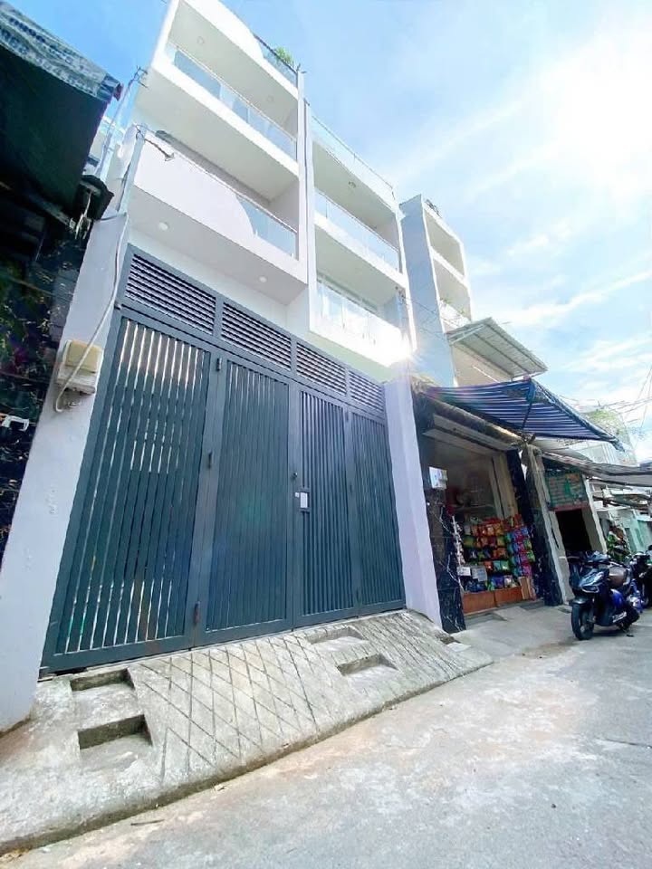 Nhà 5 tầng hẻm 4m Tân Phú 65m² giá 8.3 tỷ - Gần AEON Mall