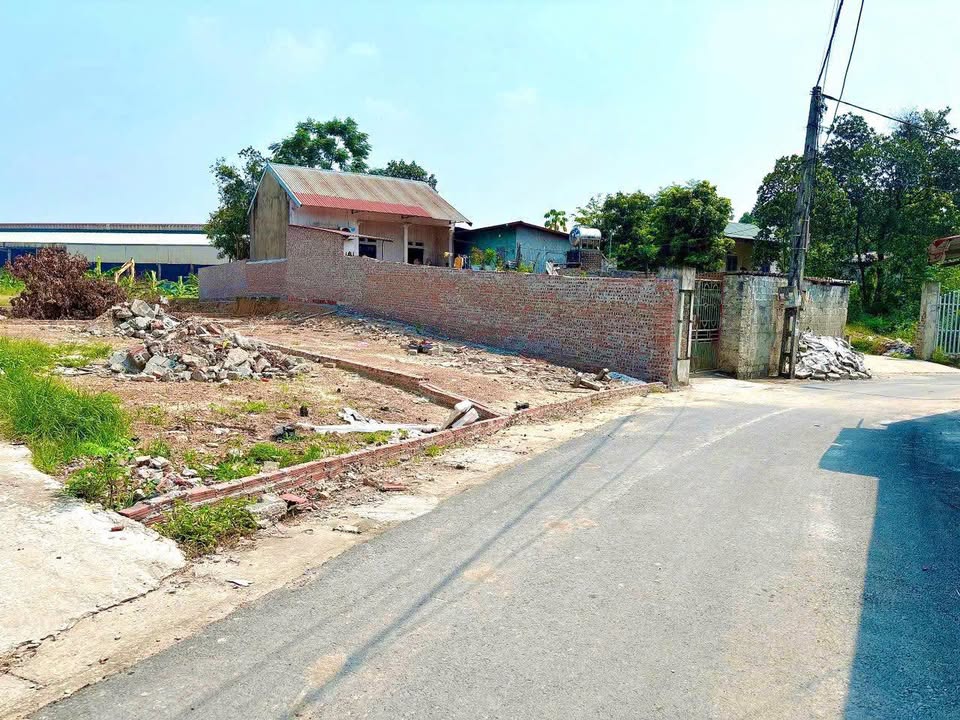 Đất thổ cư Hương Canh - Bình Xuyên 88m² giá chỉ 900 triệu - Đường lớn, tiện ích đầy đủ!