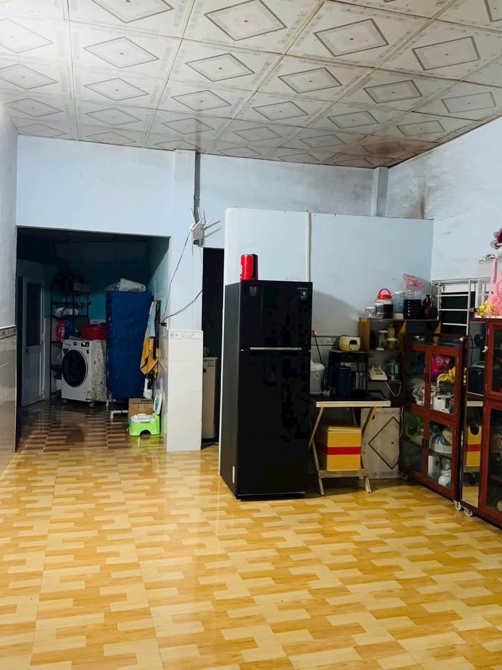 Nhà cấp 4 kiệt P. An Xuân - Tam Kỳ 100m² giá 1.2 tỷ - Vị trí trung tâm thuận lợi!