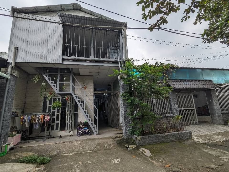 Dãy trọ hẻm xe hơi 10m Nguyễn An Ninh Dĩ An 158m² giá 4 tỷ - Đầu tư sinh lời hấp dẫn!