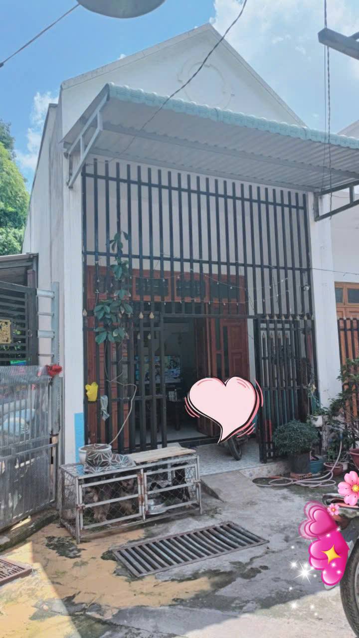 Nhà bán Dĩ An 80m² giá 900 triệu - Cơ hội sở hữu ngay!