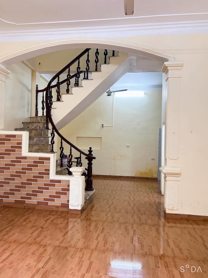 Nhà nguyên căn 2 tầng tại Tây Mỗ 100m² giá 8 triệu - Phù hợp kinh doanh