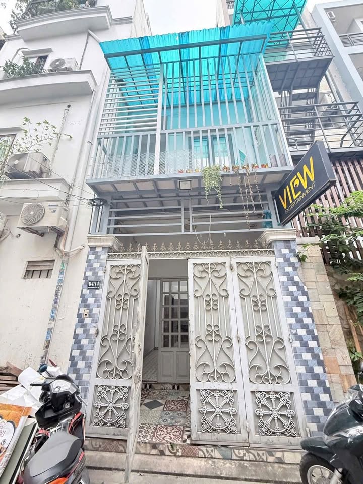 Nhà riêng Tân Bình 38m² giá 7.6 tỷ - Gần công viên Hoàng Văn Thụ!