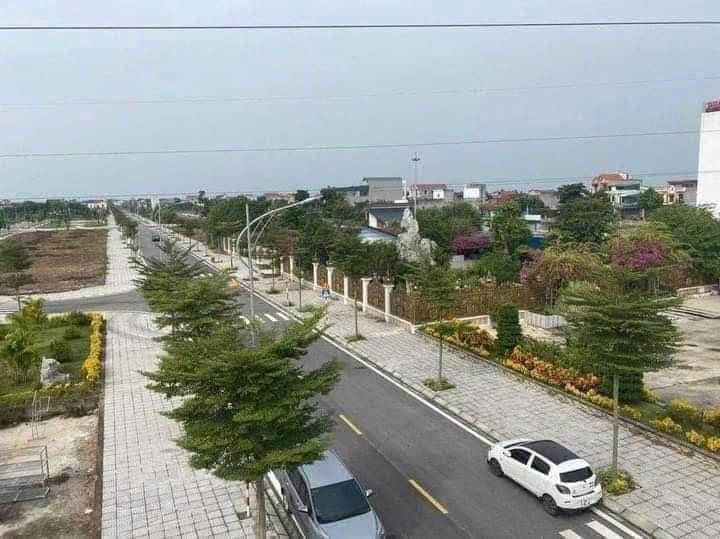 Nhà phố Đồng Khê, Nam Sách 90m² giá 2.61 tỷ - Mặt tiền sông, vườn hoa đẹp!