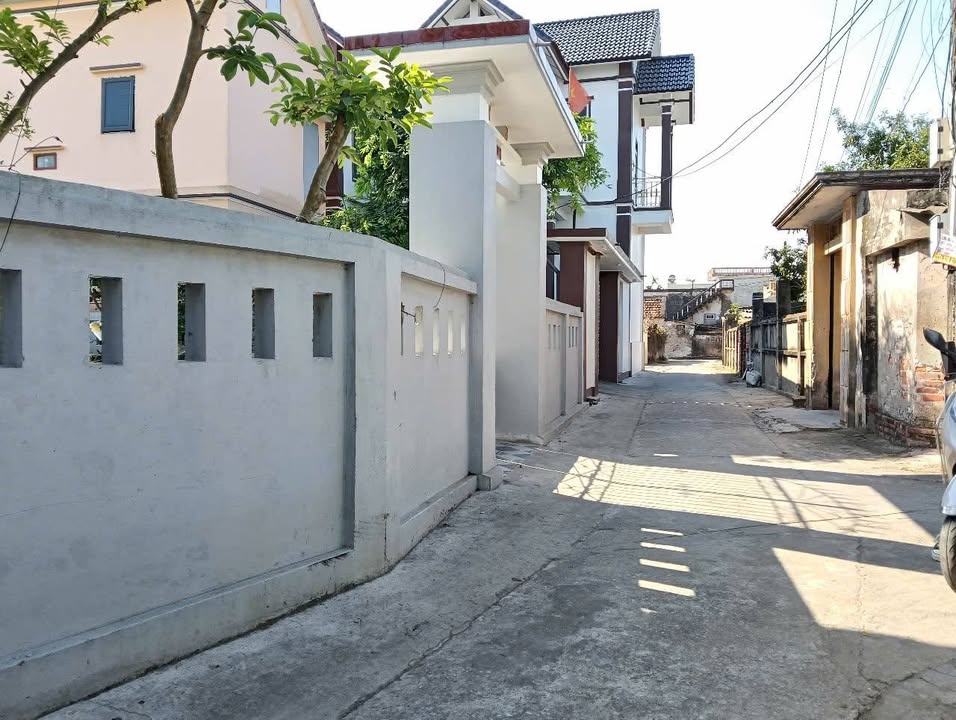 Đất nền lô góc Vũ Lễ Kiến Xương 100m² - Gần thành phố chỉ 4km!