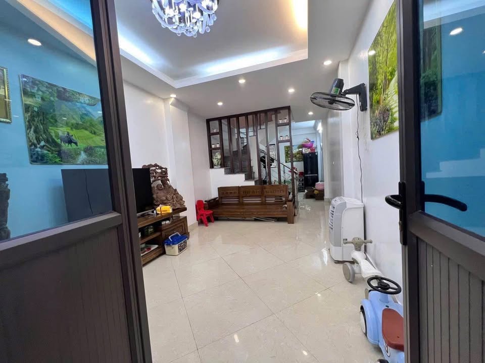 Nhà 5 tầng Cầu Diễn, Bắc Từ Liêm 36m² giá 5.1 tỷ - Sổ đỏ chính chủ!