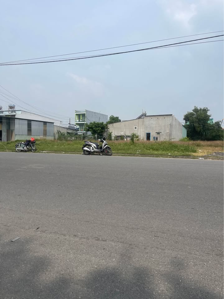 Đất nền Tứ Hải Dĩ An 100m² giá 4.5 tỷ - Vị trí đẹp, đường rộng thoáng!