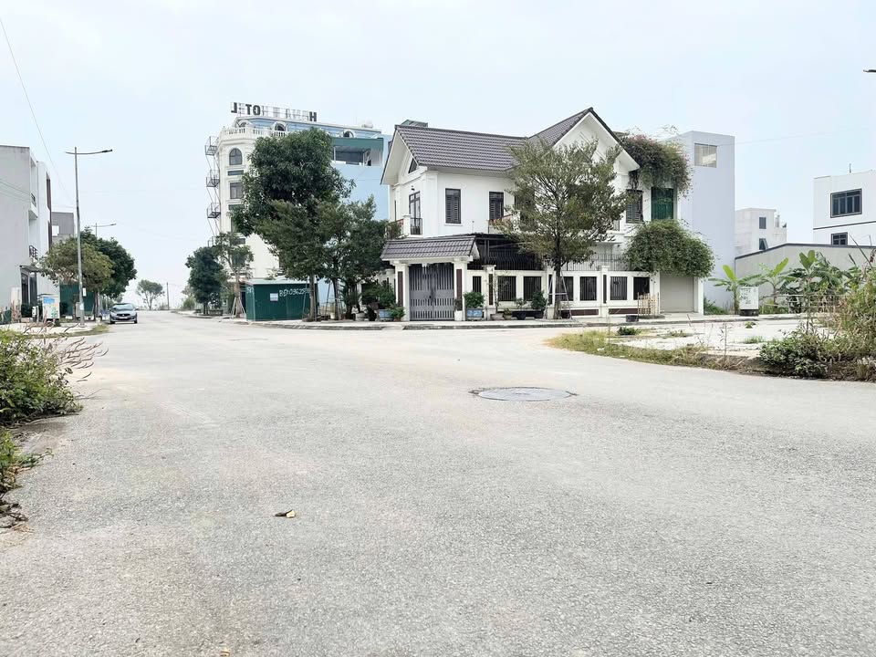 Đất nền 90m² phường Đông Vệ, Thanh Hóa giá 6 tỷ - Nhà gác lửng cho thuê ổn định!