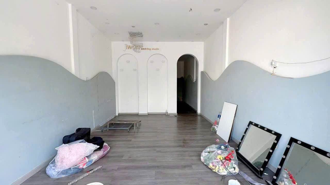 Nhà cho thuê hẻm 174 đường 30/4, Sóc Trăng 2 tầng - Thiết kế hiện đại, giá chỉ 4 triệu!