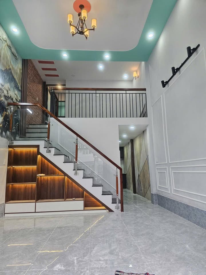 Bán nhà mặt tiền Trịnh Thị Miếng, Hóc Môn 54m² giá 3.9 tỷ - Đầu tư sinh lời tuyệt vời!