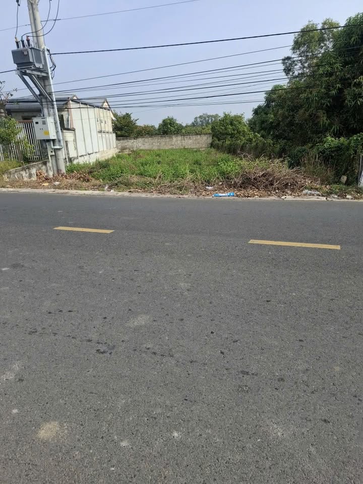 Đất nền Bến Cầu Tây Ninh 560m² giá 2.2 tỷ - Đầu tư sinh lời tuyệt vời!