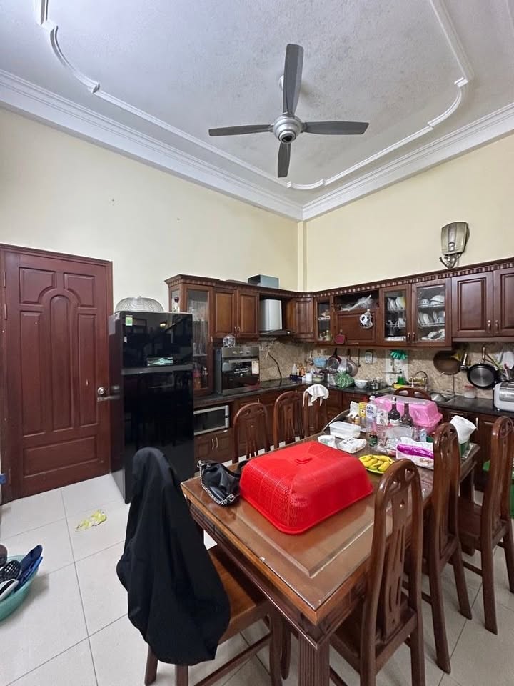 Nhà lô góc Thanh Nhàn 38m² giá thỏa thuận - Không gian thoáng sáng tự nhiên!