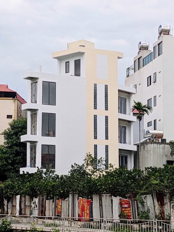 Nhà 5 tầng An Dương Vương 60m² giá 10 tỷ - View hồ tuyệt đẹp!