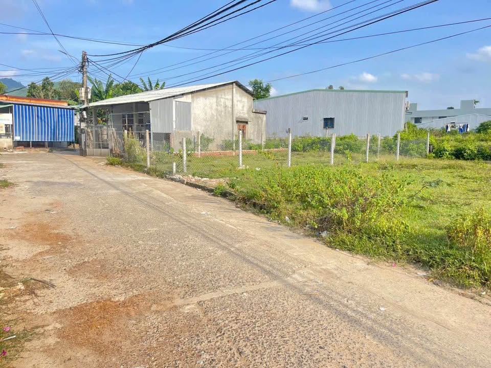 Đất nhà vườn Phú Thượng, Hòa Khánh 264m² giá 2.4 tỷ - Đầu tư lý tưởng!