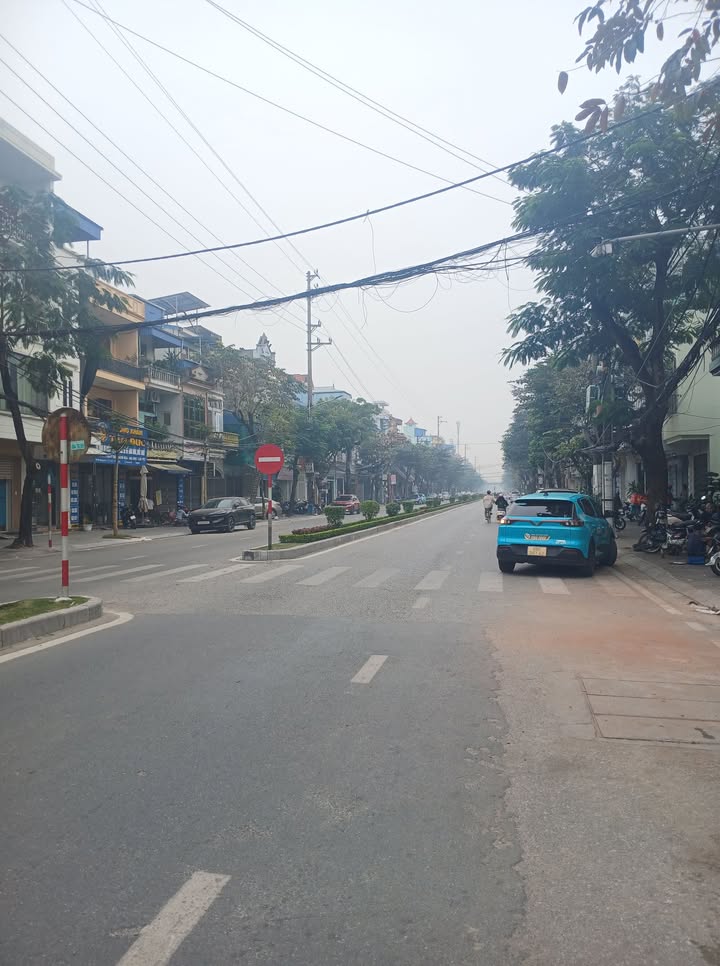 Nhà mặt phố Trường Chinh, Cửa Bắc 80m² giá 4.2 tỷ - Đầu tư sinh lời ngay!