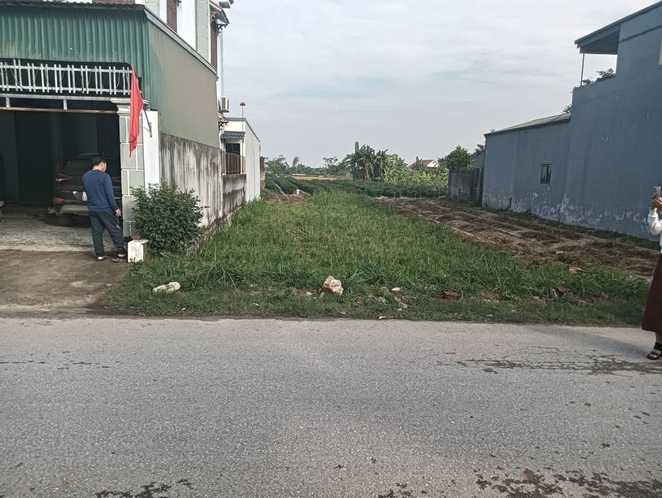 Đất nền Quang Lộc 200m² giá chỉ 1.4 tỷ - Cơ hội đầu tư tuyệt vời!