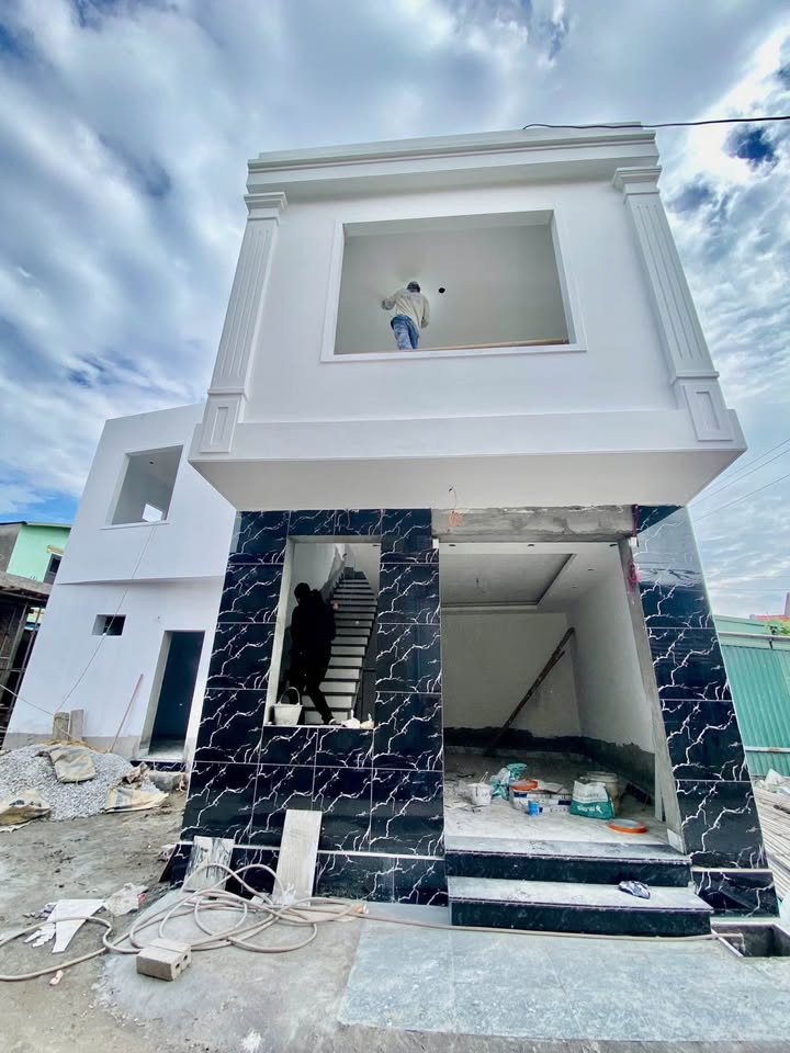 Nhà 2 tầng đẹp Cẩm Đông 57m² giá 1.9 tỷ - Chính chủ bán gấp!