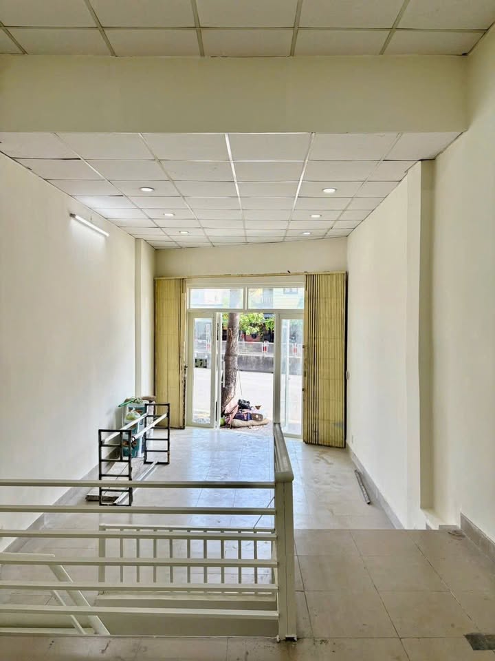 Nhà mặt tiền Phạm Văn Đồng Thủ Đức 145m² giá 8 triệu - Kinh doanh linh hoạt!
