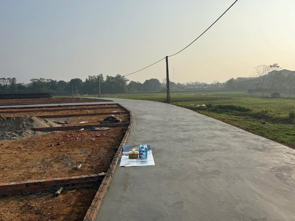 Đất nền Ngọc Châu Tân Yên 100m² - Hướng Đông, view cánh đồng thoáng mát!