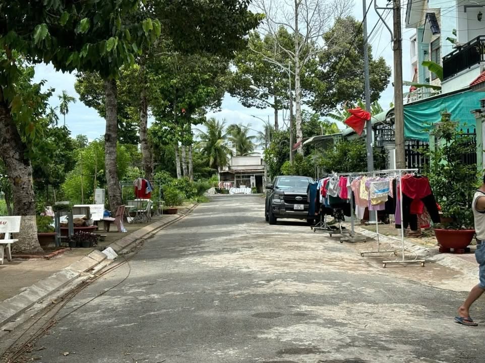 Đất nền KDC Ngân Thuận - Stella, Bình Thủy 110m² giá 2.15 tỷ - Cơ hội vàng đầu tư!