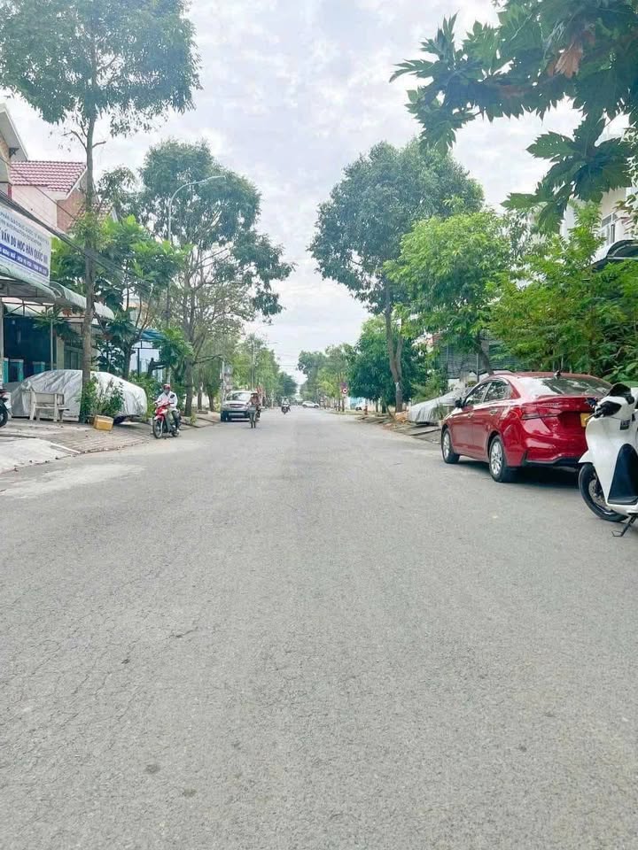 Nhà phố 1 trệt 1 lầu đường Trần Văn Long, Cần Thơ - Giá 5.2 tỷ, vị trí đẹp cho kinh doanh