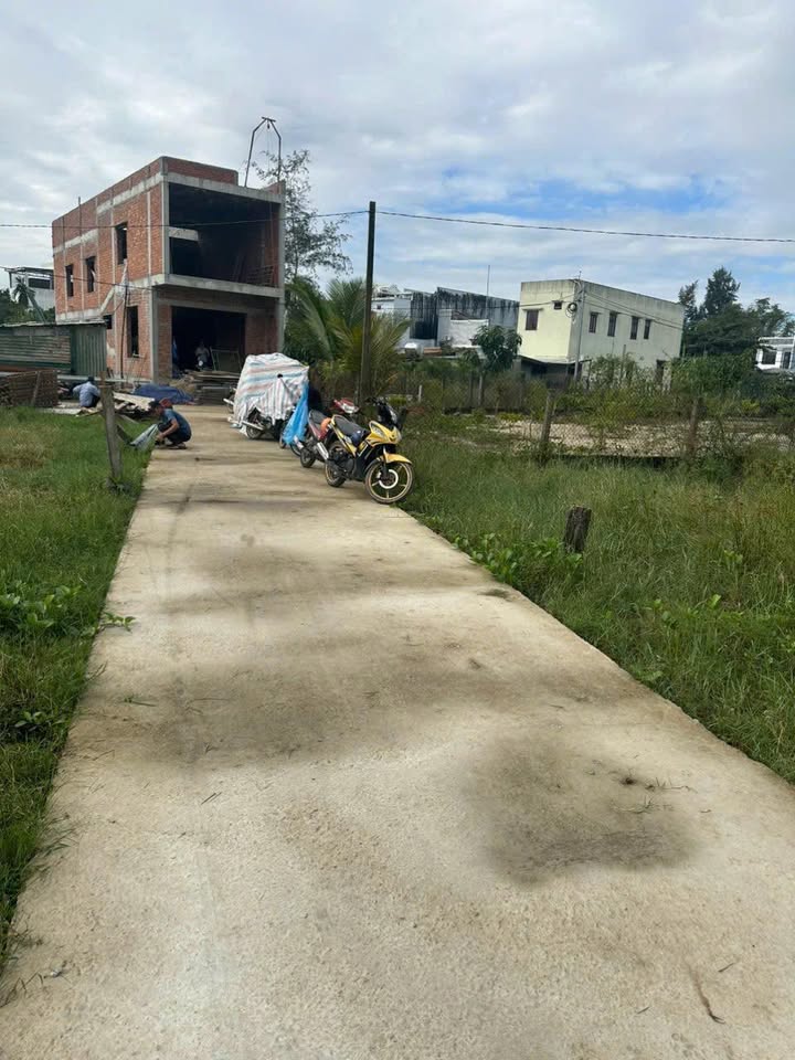 Đất Bàu Súng – Thanh Hà, Hội An 100m² giá 1.5 tỷ - Cơ hội đầu tư tuyệt vời!