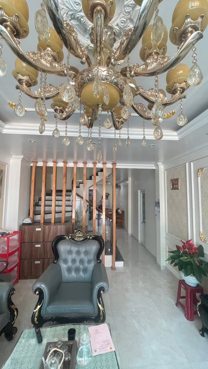 Nhà 4 tầng hiện đại tại phường Sông Bằng, Cao Bằng - Giá chỉ 4 tỷ!