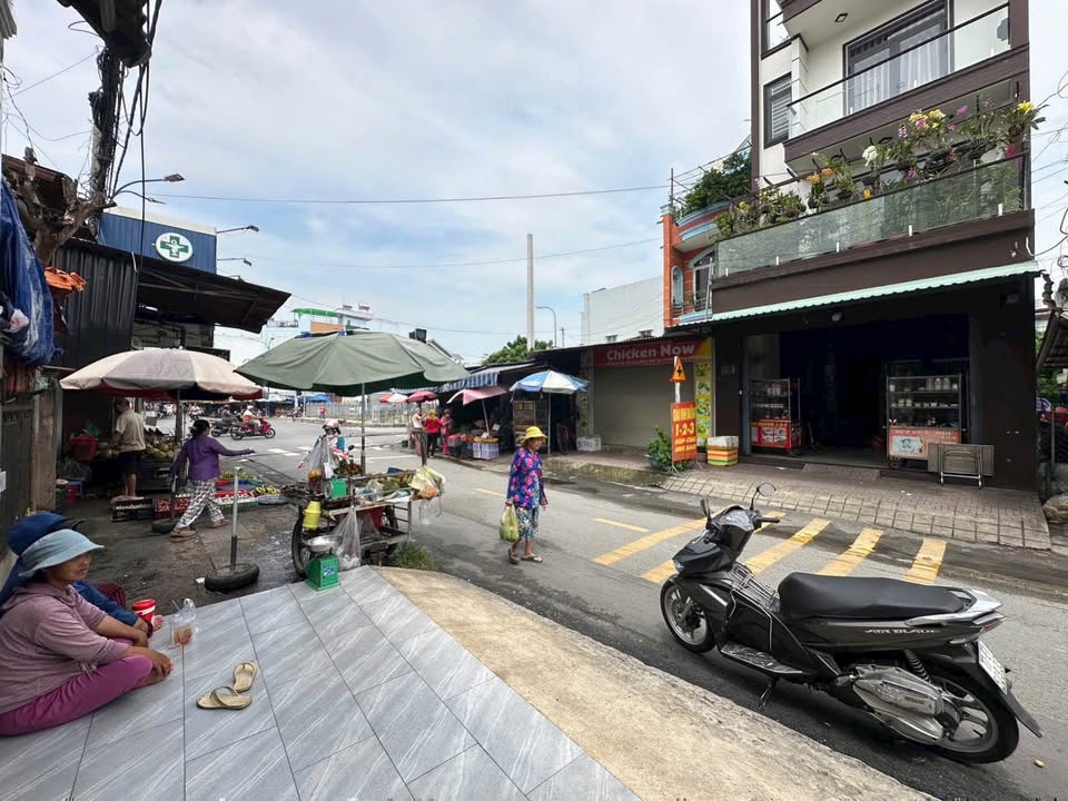 Nhà cấp 4 mặt tiền kinh doanh 87m² tại Ấp Chiến Lược - Giá chỉ 4.6 tỷ