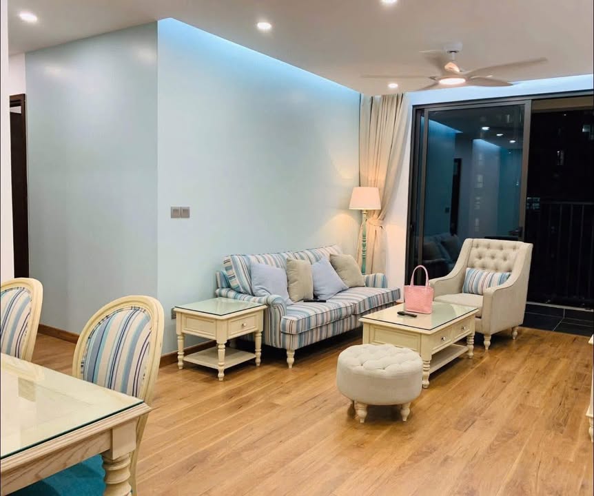 Căn hộ 6th Element Nguyễn Văn Huyên 2PN giá 15 triệu - Thiết kế thoáng mát!