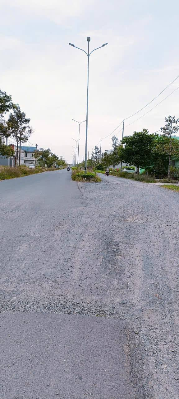 Đất nền Thanh Đức, Vĩnh Long 332m² giá 5,9 triệu/m² - Cơ hội đầu tư tuyệt vời!